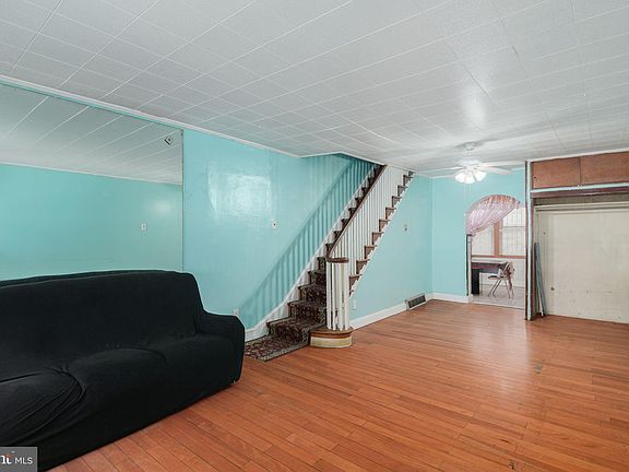 3rd image of 1912 S 9th St