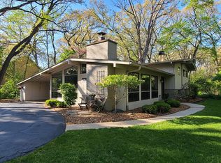 29W112 Morris Ct, Warrenville, IL