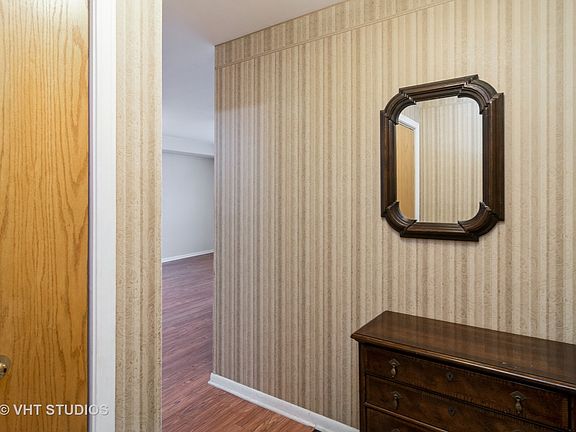 2nd image of 8009 Lake St #2W
