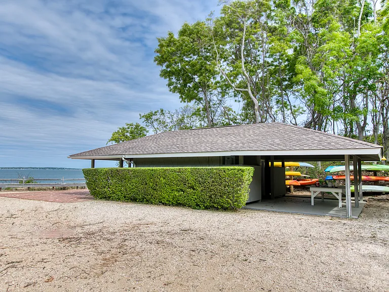 5 Scrimshaw Dr — Photo 25