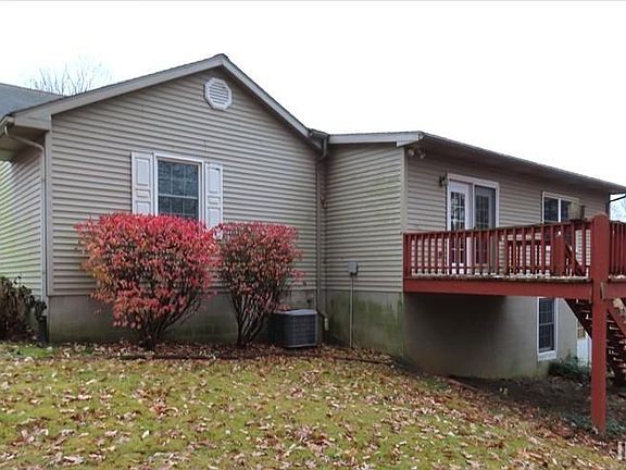 3rd image of 1406 Westwood Hills Dr