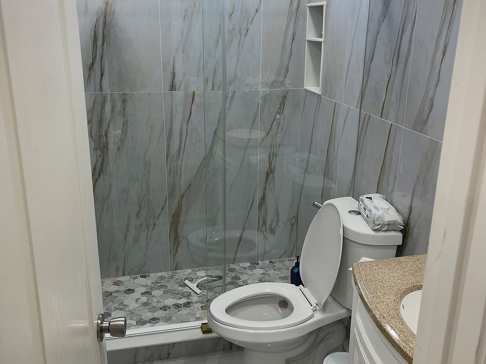 1st image of 9032 N 64th Dr