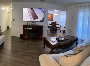 607 Hidden Village Dr, Perth Amboy, NJ 08861