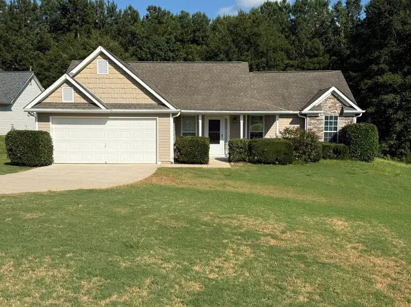 403 Lexington Park Dr, Lagrange, GA 30241