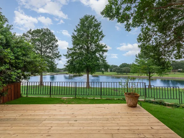 2919 Country Place Cir, Carrollton, TX 75006