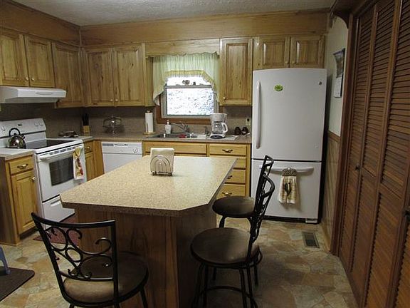 5th image of 1417 McAllister Dr