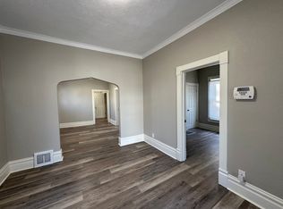 314 E Archer Ave, Peoria, IL 61603