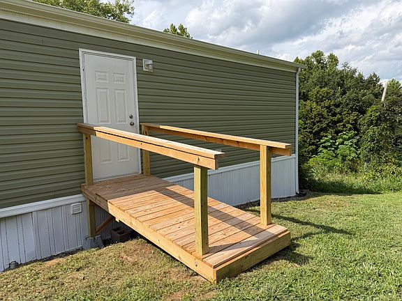 5th image of 597 Beechwood Rd