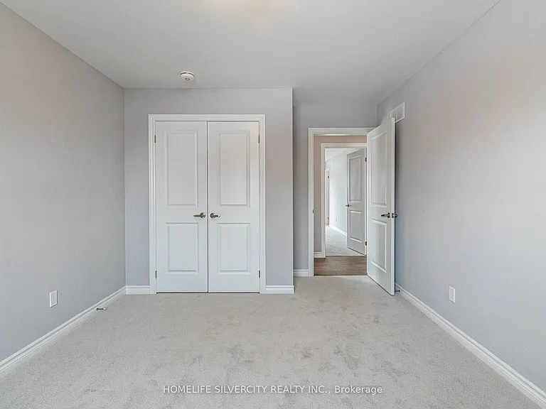 215 Southworth St N — Photo 35
