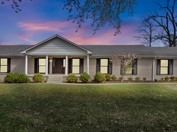 1701 Merrywood Dr, Clarksville, TN 37043