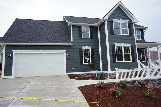1st image of 9 Berkshire Dr