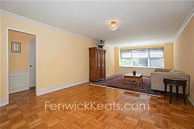 2nd image of 420 E 55th St APT 1B