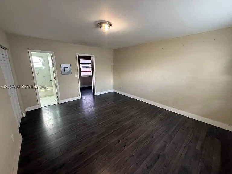 2140 NW 24th St #2 — Photo 6