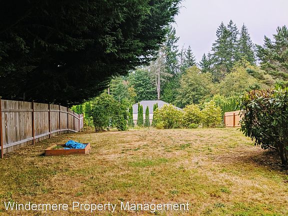 4th image of 2948 NE Spartan Ct