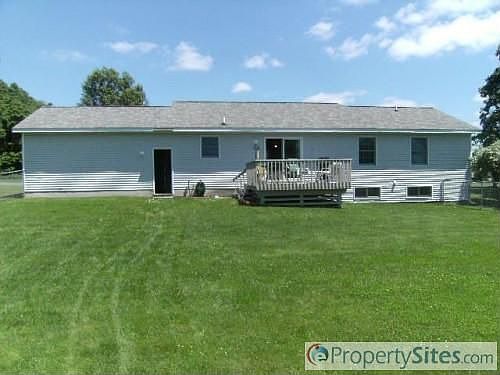 3rd image of 8475 Windstone Dr NE