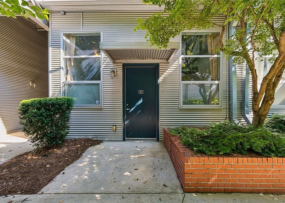 1st image of 400 Village Pkwy NE APT 143