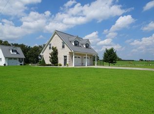 712 Adams Dr, Murray, KY 42071