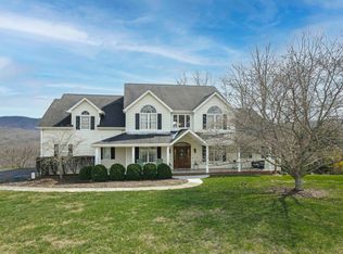 300 Horseshoe Farm Rd, Pembroke, VA 24136
