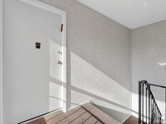 3rd image of 10391 Forest Brook Ln APT C