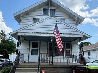 452 Arbor Ave, Monroe, MI 48162