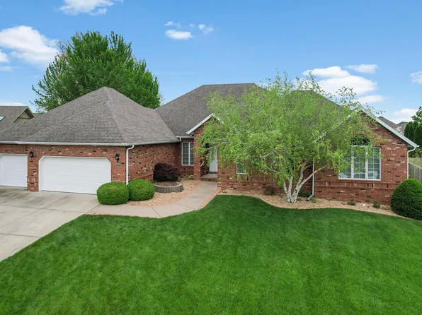 3320 E Fox Grape Street, Springfield, MO 65804