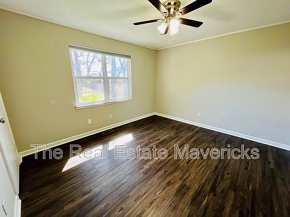 5th image of 36 Gale Dr