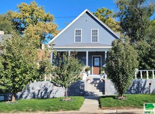 1207 13th St, Sioux City, IA 51105