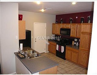 4th image of 6564 Hulme End Ave