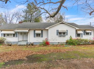 1411 Sharon Rd, Greer, SC 29651