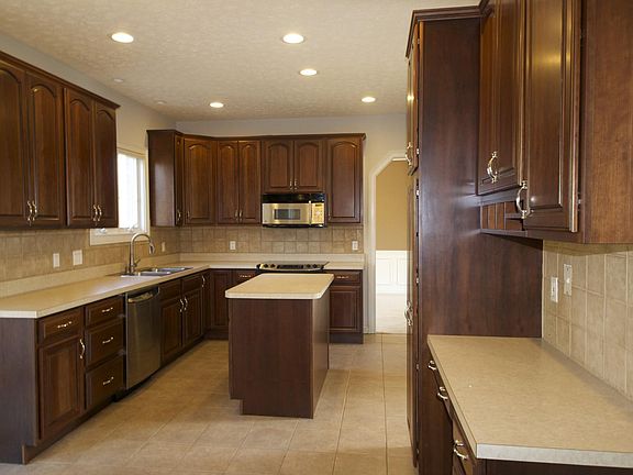 3rd image of 5606 Selu Dr
