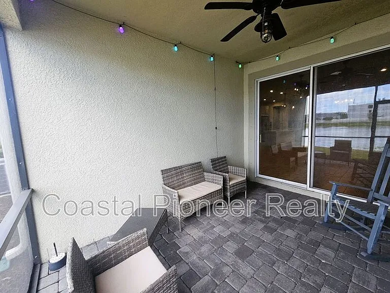 19403 Blue Pond Dr — Photo 40