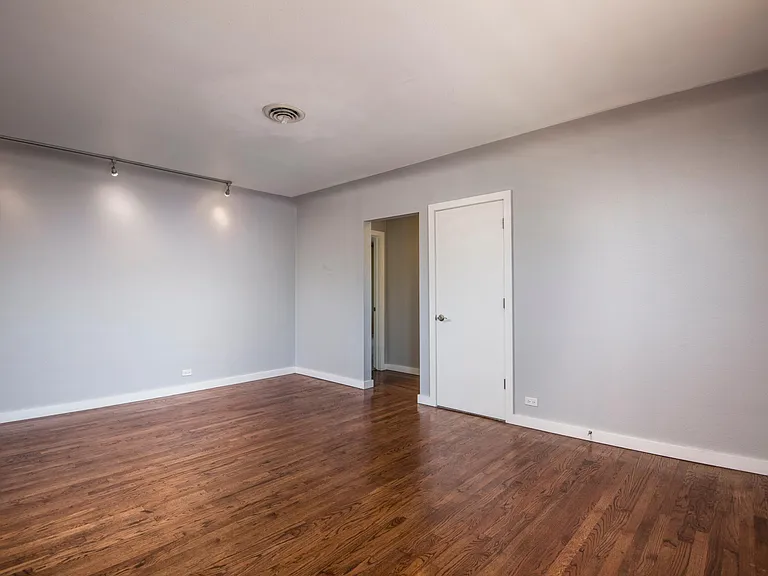 636 N Washington St #303 — Photo 6