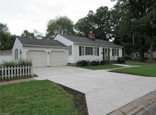 411 Sutcliffe Dr, Bay Village, OH 44140