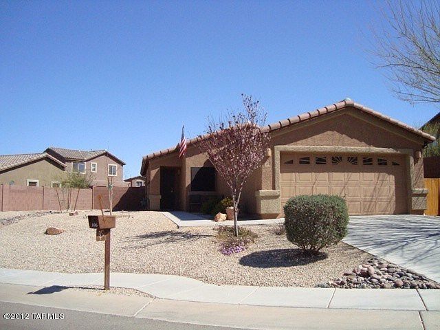1st image of 106 N Mattie Canyon Dr