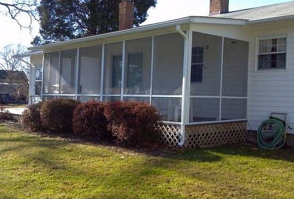 Screened porch