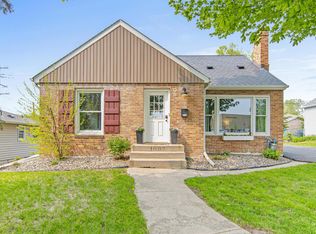 1693 Montreal Ave, Saint Paul, MN 55116