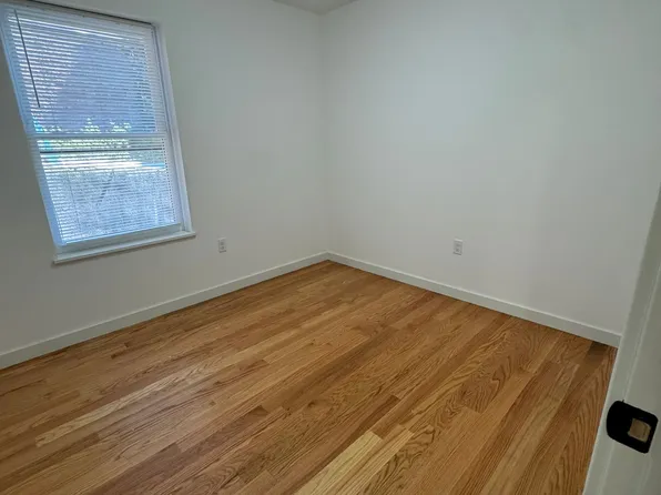 52 James St, Newark, NJ