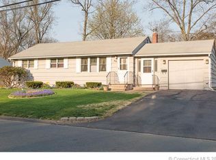 28 Beech Rd, Enfield, CT 06082