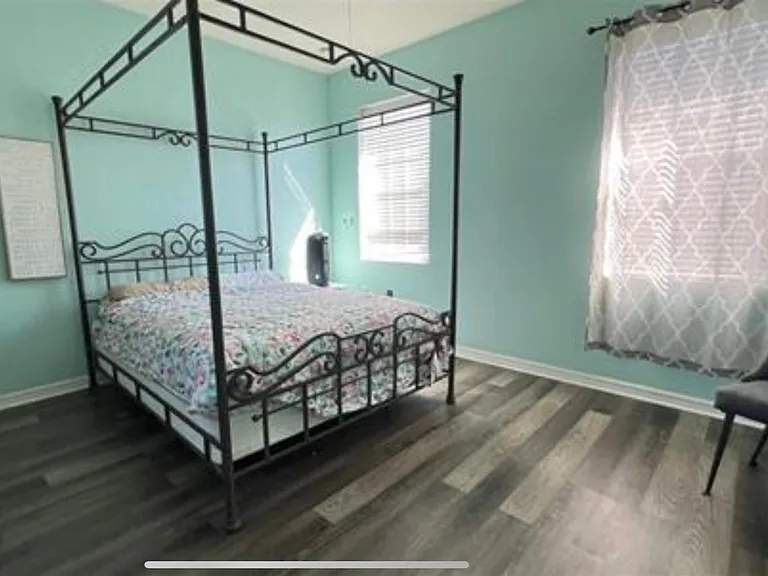 11258 Coimbra Ln — Photo 13