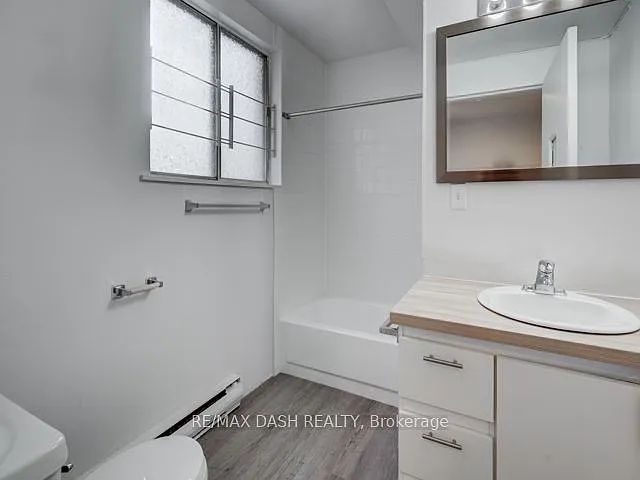661 Huron St #105 — Photo 11