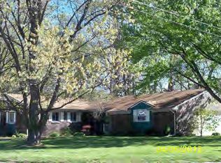3205 Suncrest Dr, Danville, IL