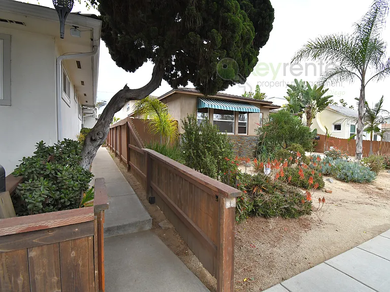 622 N Nevada St — Photo 17