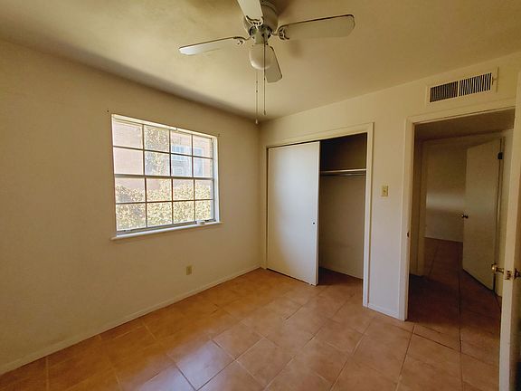 3rd image of 3148 Federal Ave