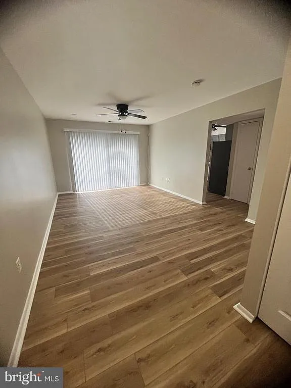 2 bed, 1.0 bath, 828 sqft, $1,675 — Photo 2