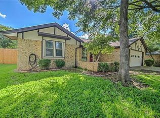1014 Hickory Ct, Mansfield, TX 76063