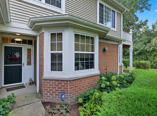 2550 Camberley Cir #5-810, Westchester, IL 60154