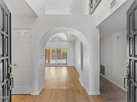 4th image of 10805 N 9TH Place