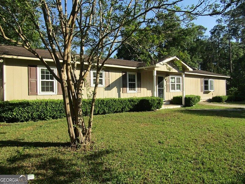 1st image of 11 Grant Ln
