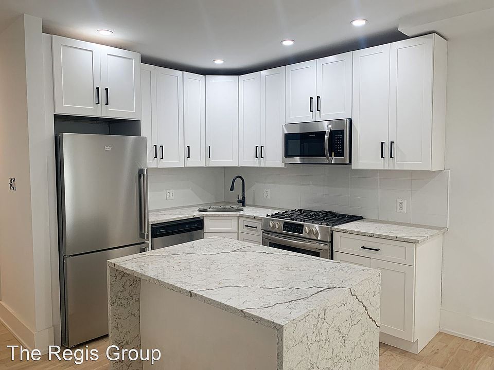 1st image of 1520 Green St APT 104