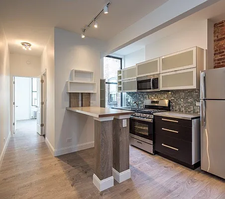 Rented by Nooklyn NYC LLC | media 9